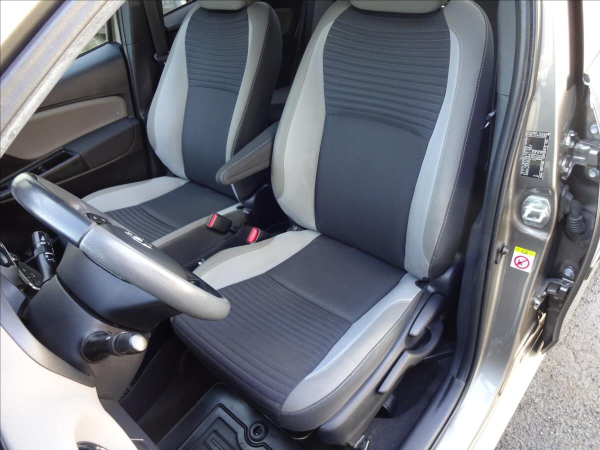 Toyota Yaris Kombi 1,3 l 73 kw