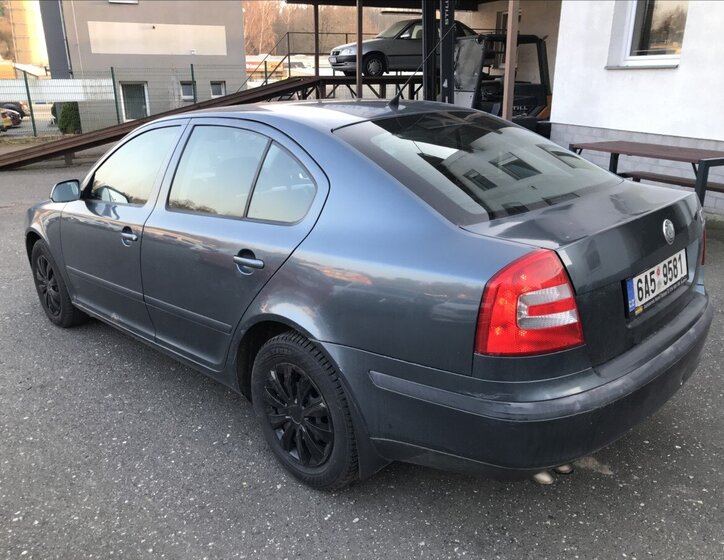 Škoda Octavia Sedan / Limuzína 1,9 l 77 kw