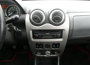 Dacia Sandero Hatchback 1,6 l 64 kw