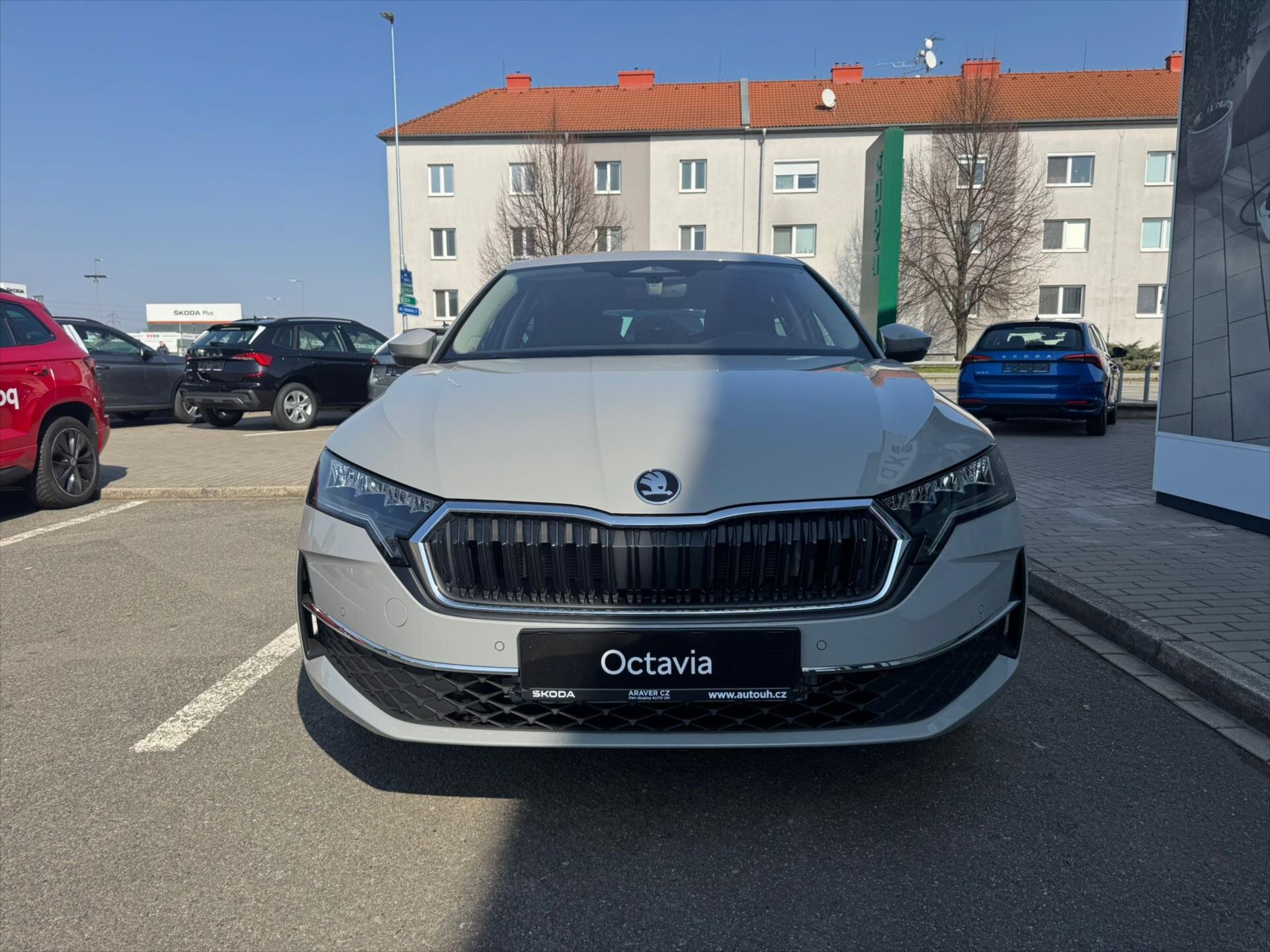 Škoda Octavia Sedan / Limuzína 1,5 l 110 kw