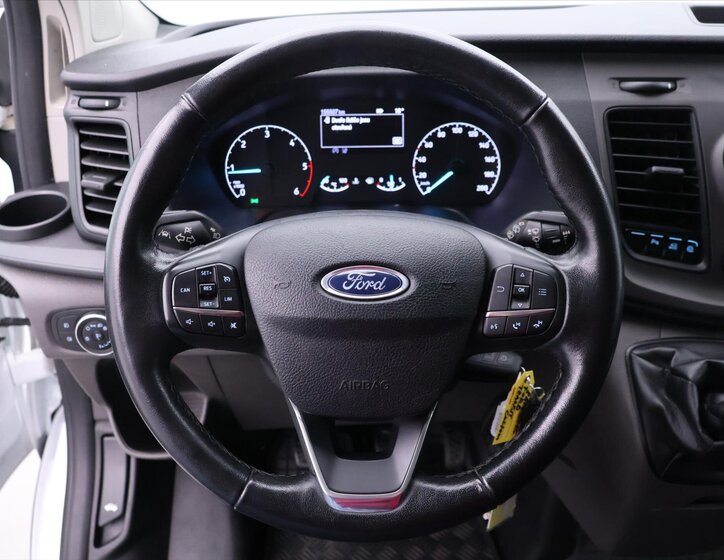 Ford Transit Custom Kombi 2,0 l 96 kw