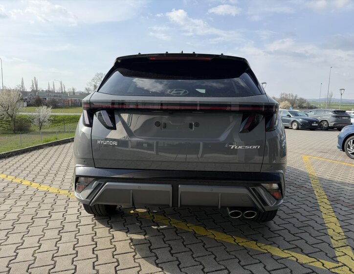 Hyundai Tucson SUV / Terénní 1,6 l 110 kw