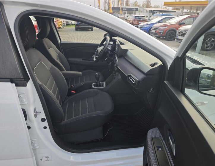 Dacia Sandero Hatchback 999,0 67 kw