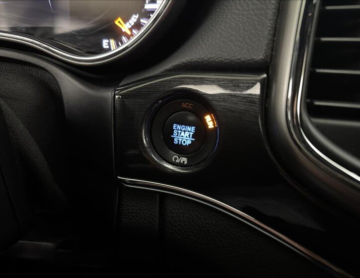 Jeep Grand Cherokee 16