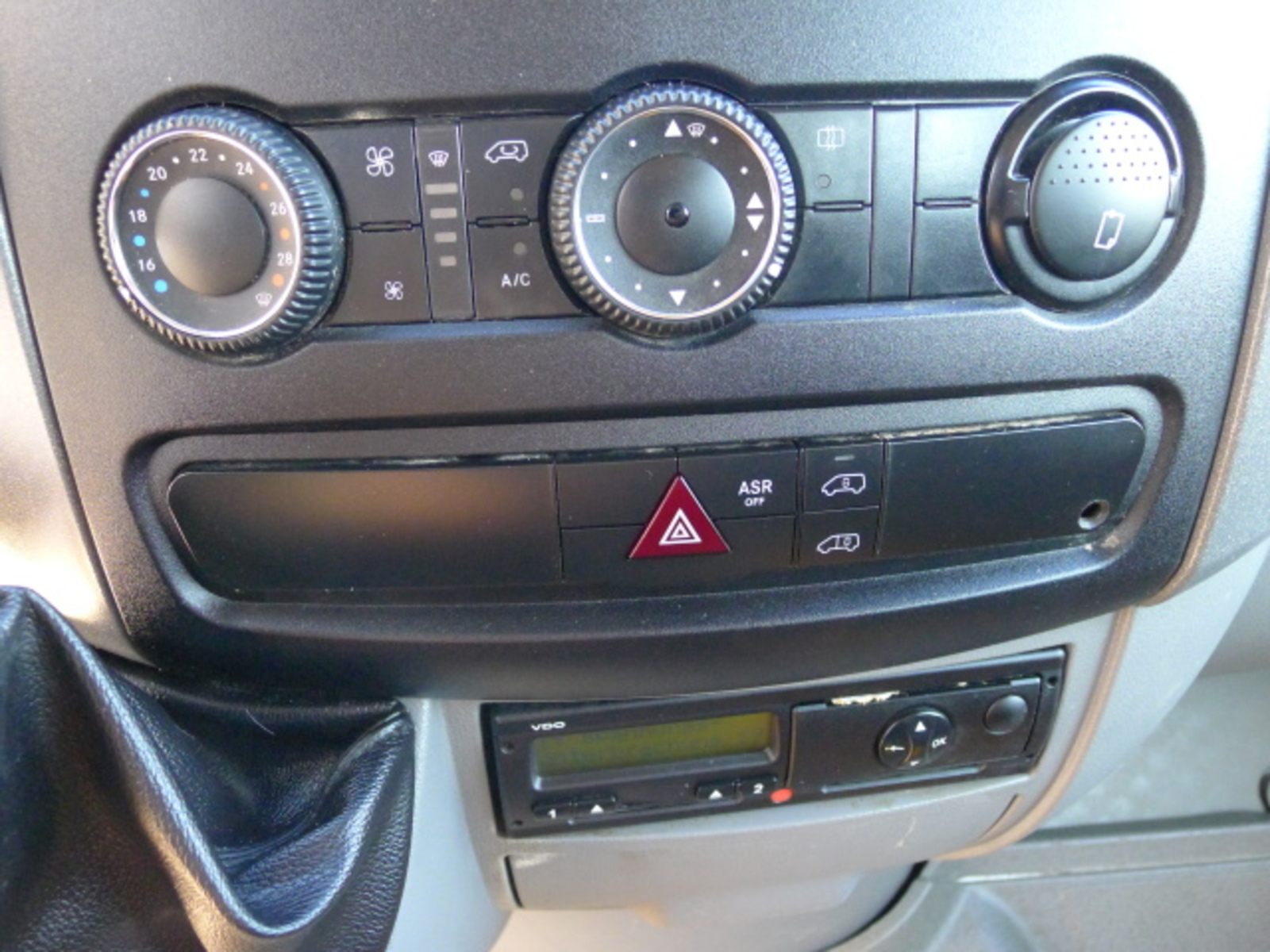 Mercedes-Benz Sprinter 16