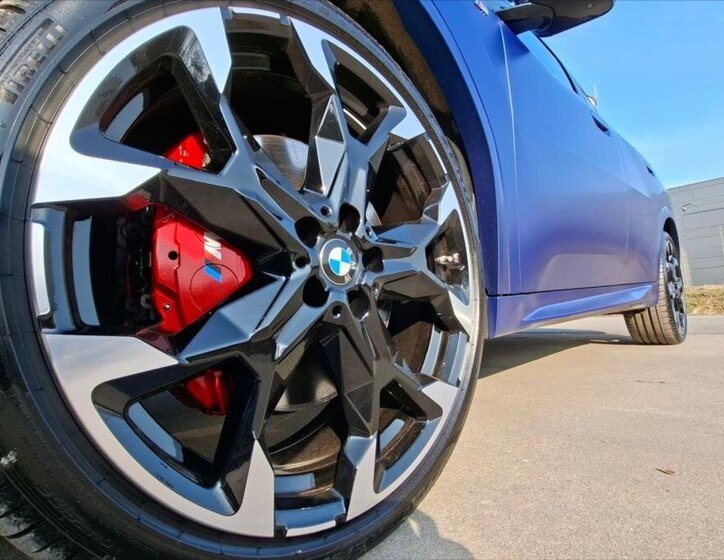 BMW X2 SUV / Terénní 2,0 l 221 kw