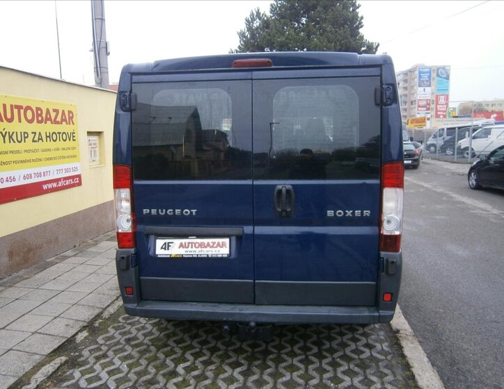 Peugeot Boxer Kombi 2,2 l 88 kw