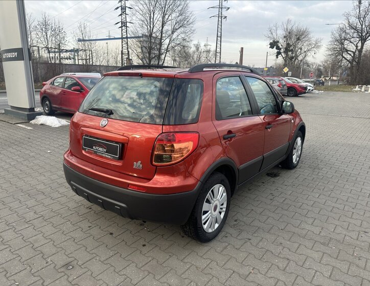 Fiat Sedici Hatchback 1,6 l 79 kw