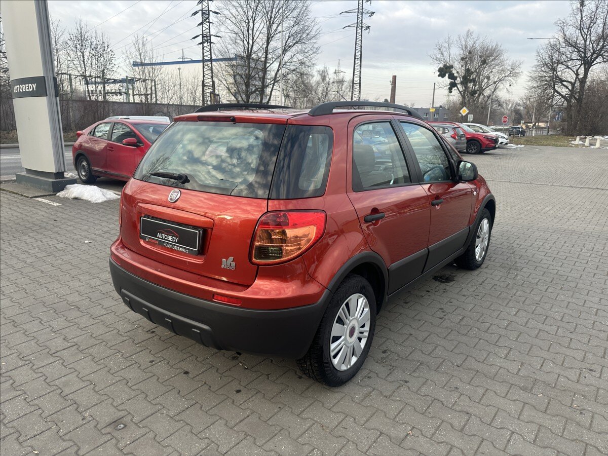 Fiat Sedici Hatchback 1,6 l 79 kw