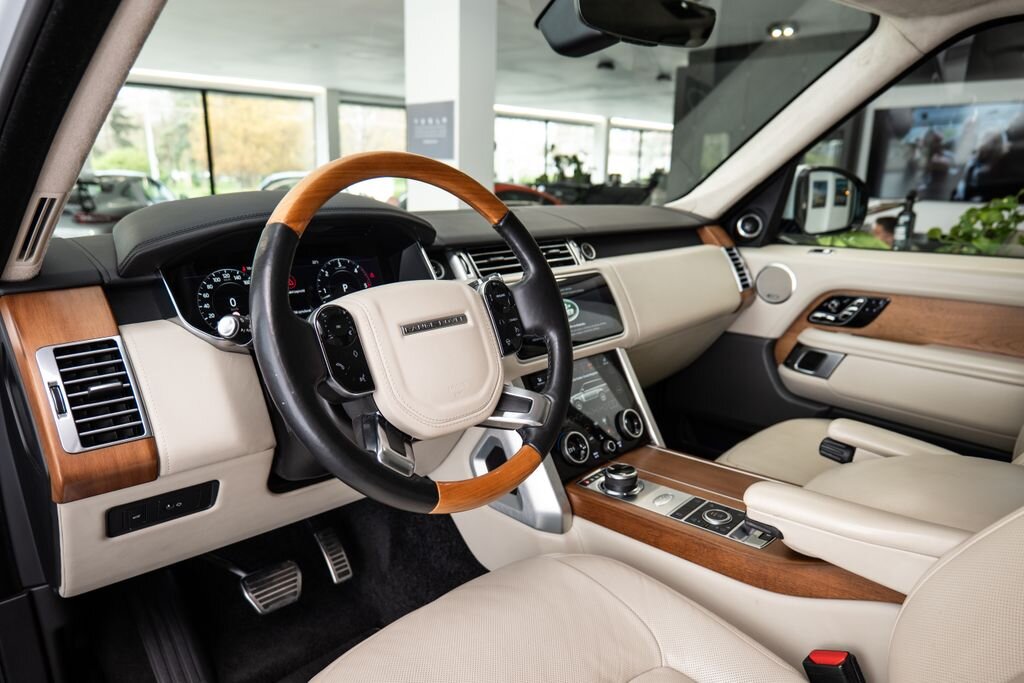 Land Rover Range Rover SUV / Terénní 4,4 l 250 kw