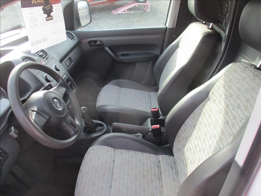 Volkswagen Caddy Skříň 1,2 l 63 kw