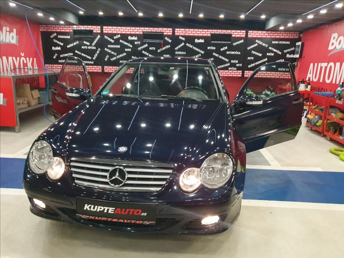 Mercedes-Benz Třídy C Hatchback 1,8 l 105 kw