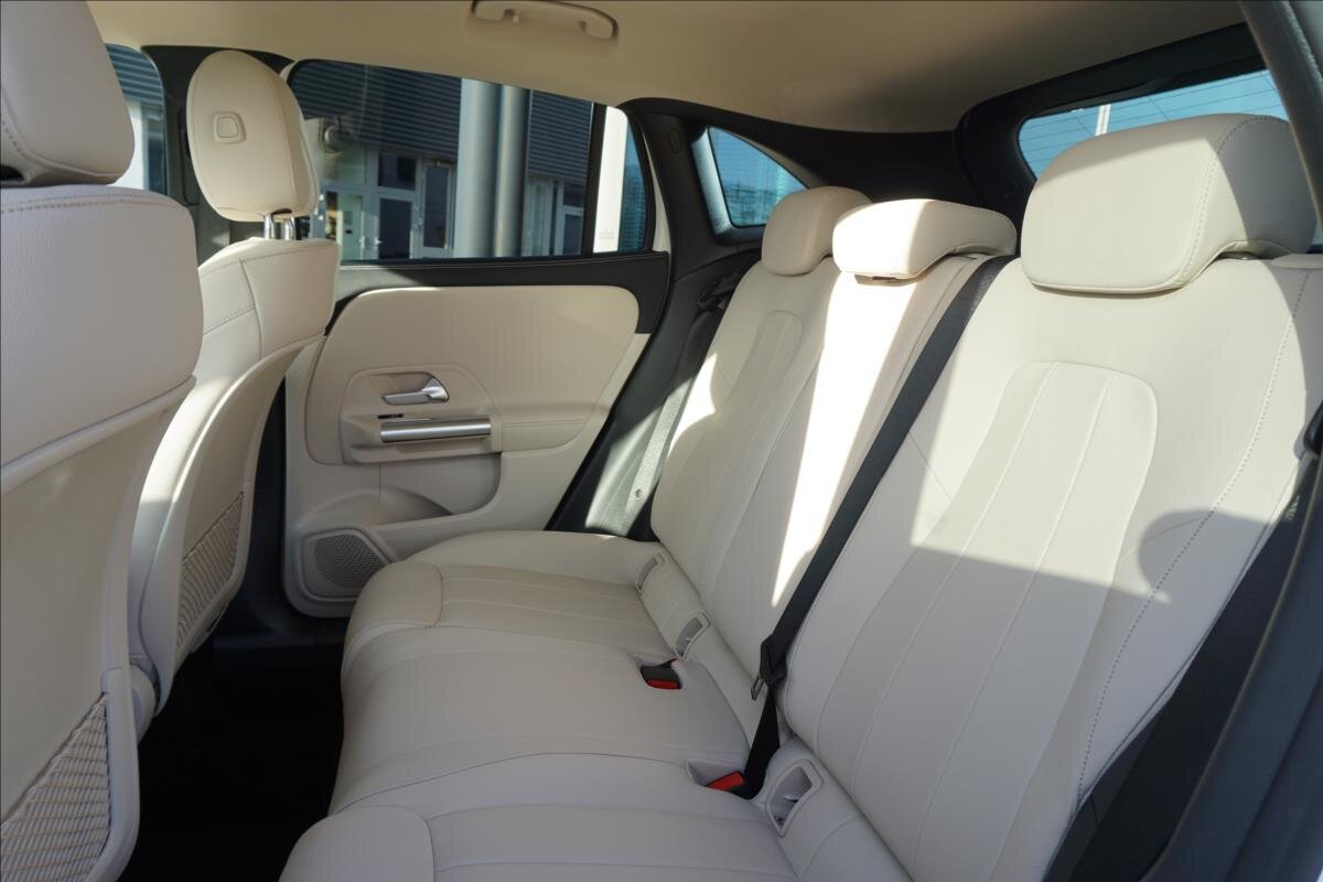 Mercedes-Benz GLA SUV 2,0 l 110 kw