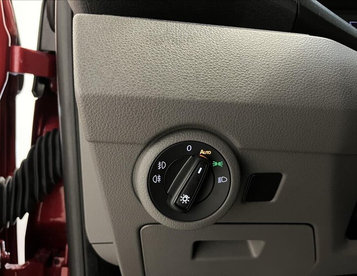 Volkswagen Caravelle Kombi 2,0 l 110 kw