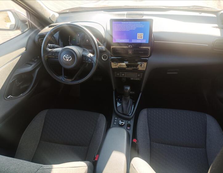 Toyota Yaris Cross 7