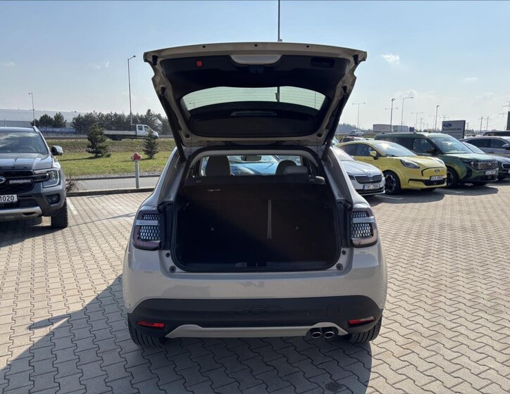 Fiat 600 SUV / Terénní 1,2 l 100 kw