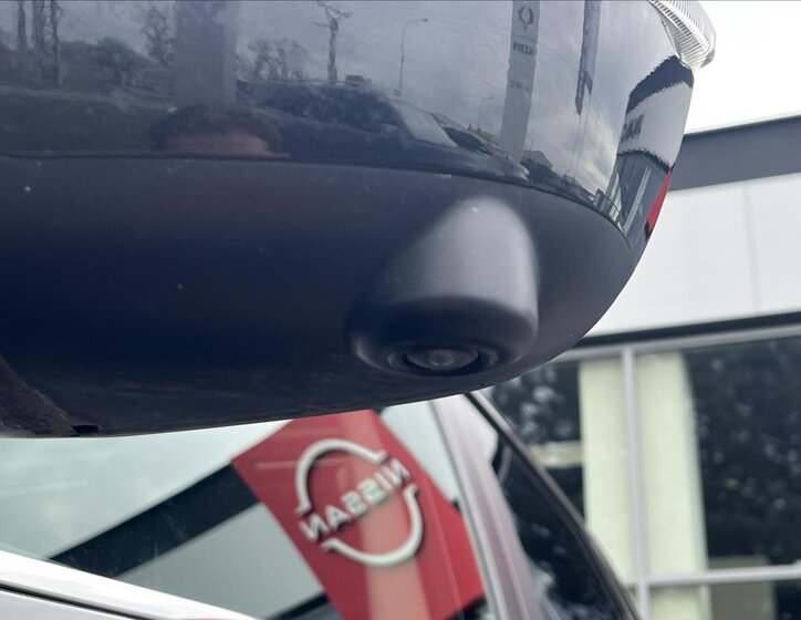 Nissan Qashqai SUV / Terénní 1,3 l 103 kw