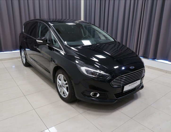 Ford S-MAX MPV 2,0 l 140 kw