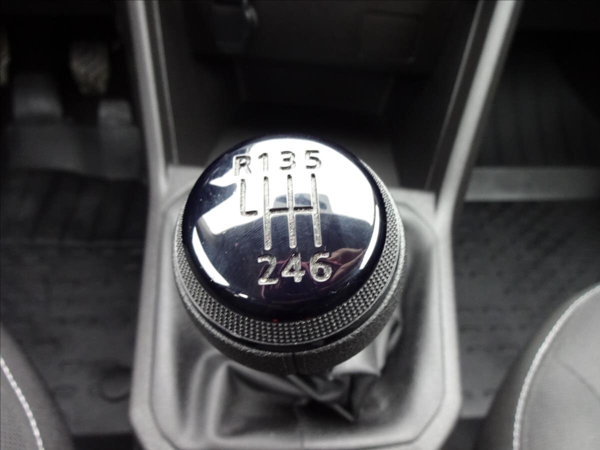 Dacia Sandero Hatchback 999,0 67 kw