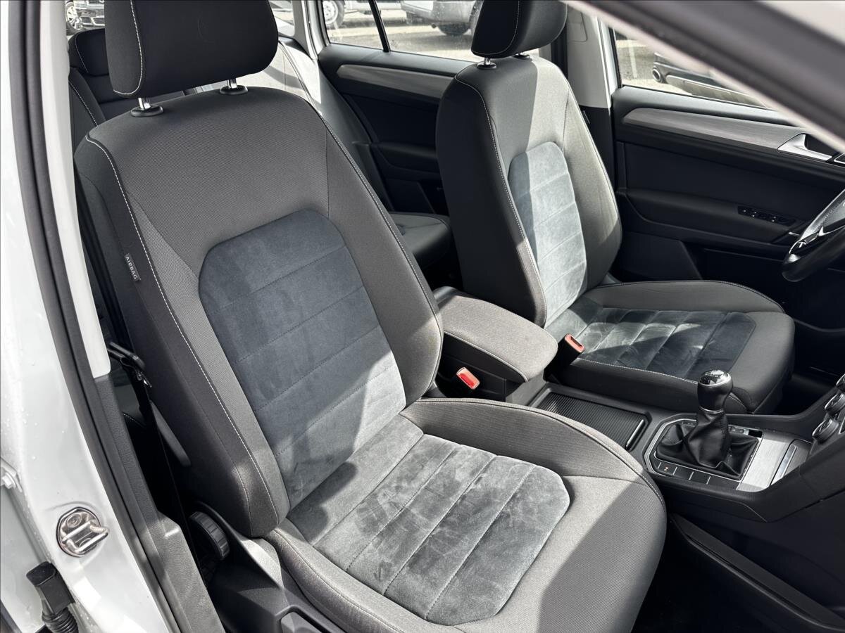 Volkswagen Golf Sportsvan