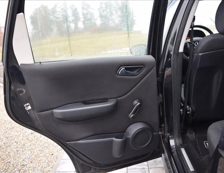 Mercedes-Benz Třídy A Kombi 1,5 l 70 kw