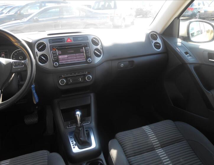 Volkswagen Tiguan 14