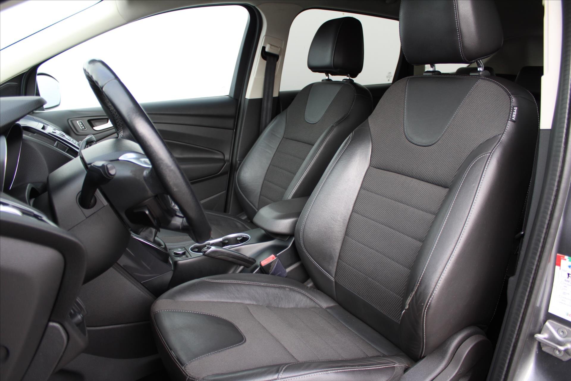 Ford Kuga SUV 2,0 l 103 kw