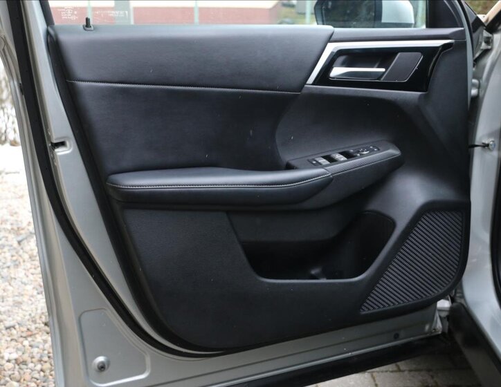 Mitsubishi Outlander 20