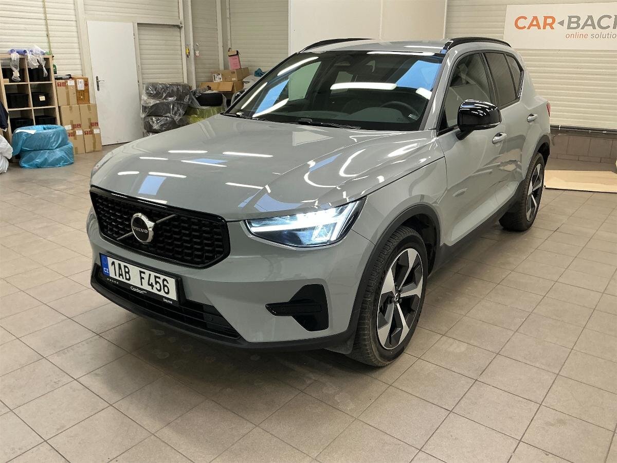 Volvo XC40 SUV 2,0 l 120 kw