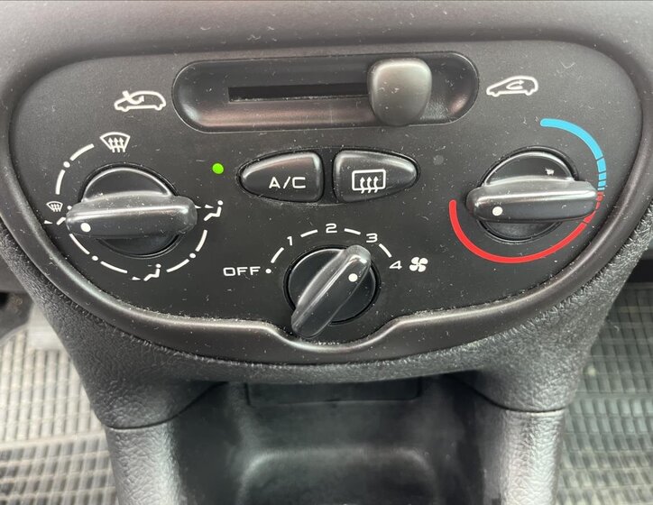 Peugeot 206 Hatchback 1,4 l 55 kw