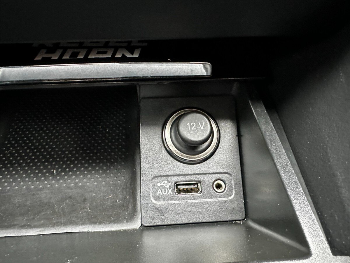 Škoda Superb Sedan / Limuzína 2,0 l 110 kw