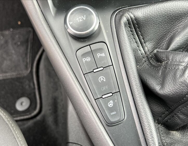 Ford Focus Kombi 999,0 92 kw