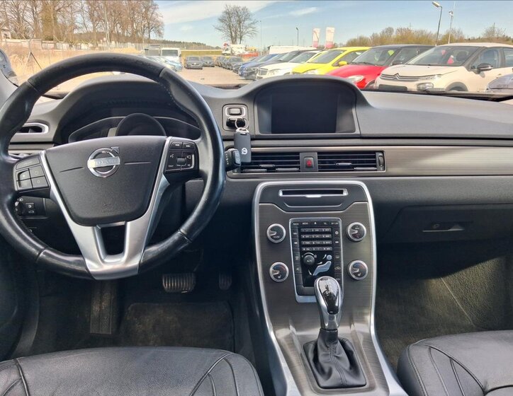 Volvo V70 Kombi 2,0 l 133 kw