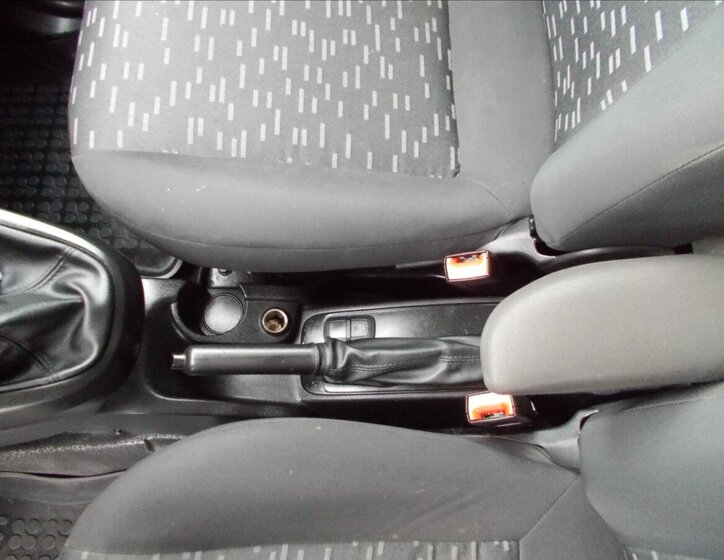 Opel Combo Skříň 1,6 l 77 kw