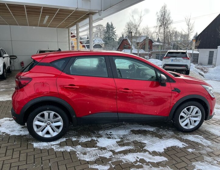 Renault Captur SUV 999,0 67 kw