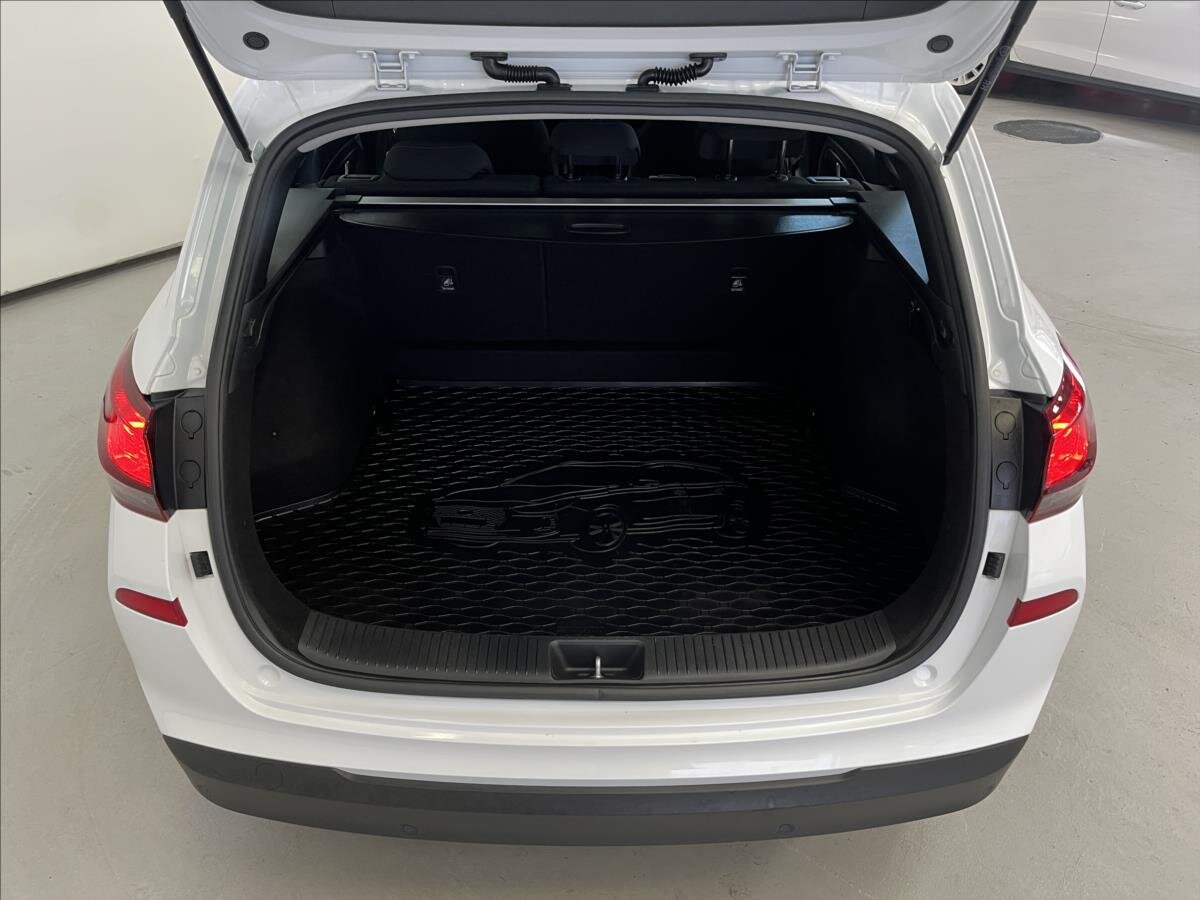 Hyundai i30 Kombi 998,0 88 kw