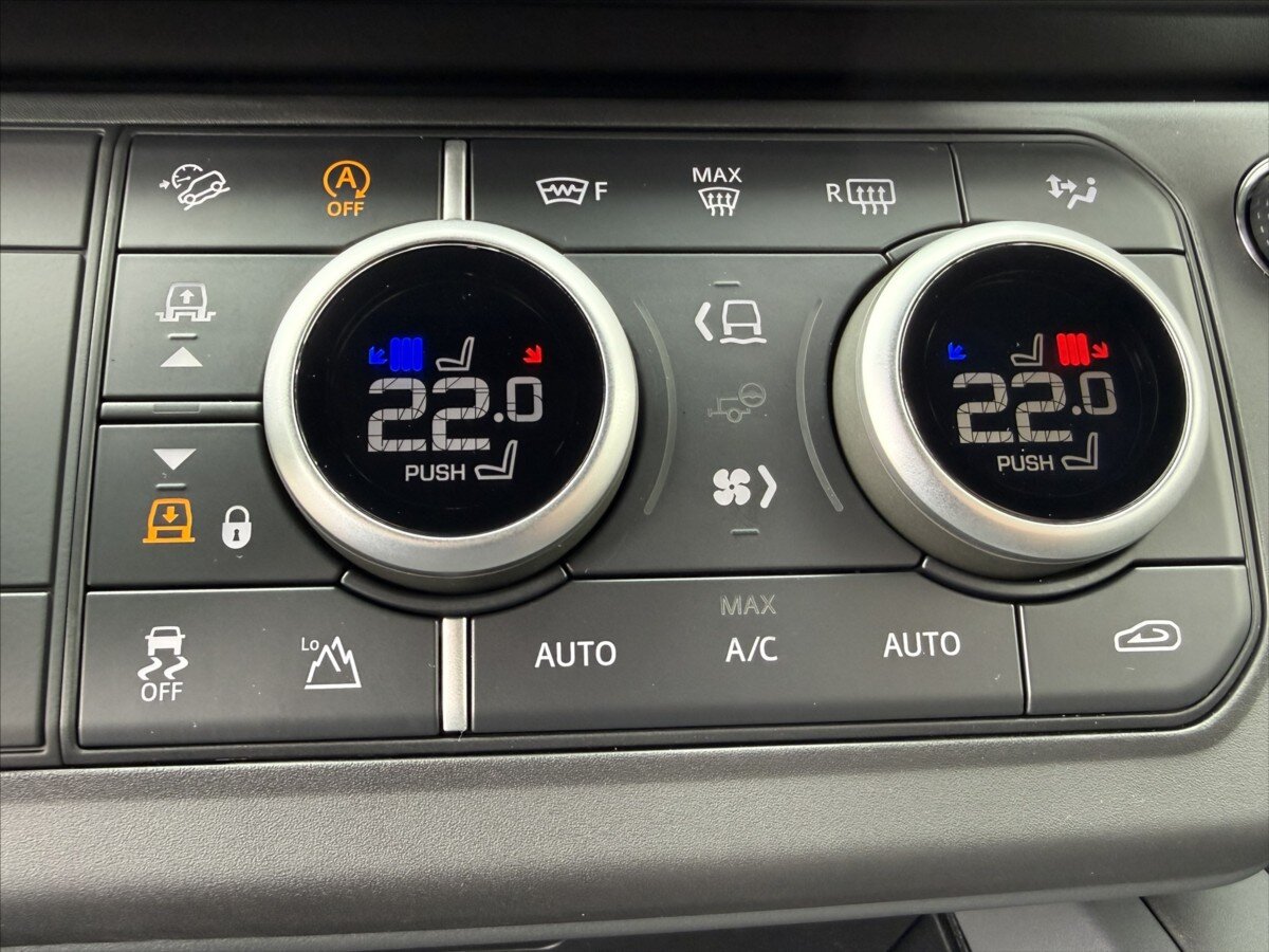 Land Rover Defender SUV / Terénní 3,0 l 184 kw