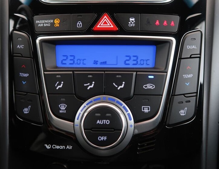 Hyundai i30 Kombi 1,6 l 99 kw