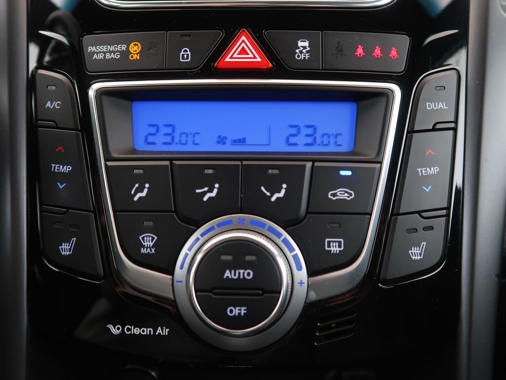 Hyundai i30 Kombi 1,6 l 99 kw