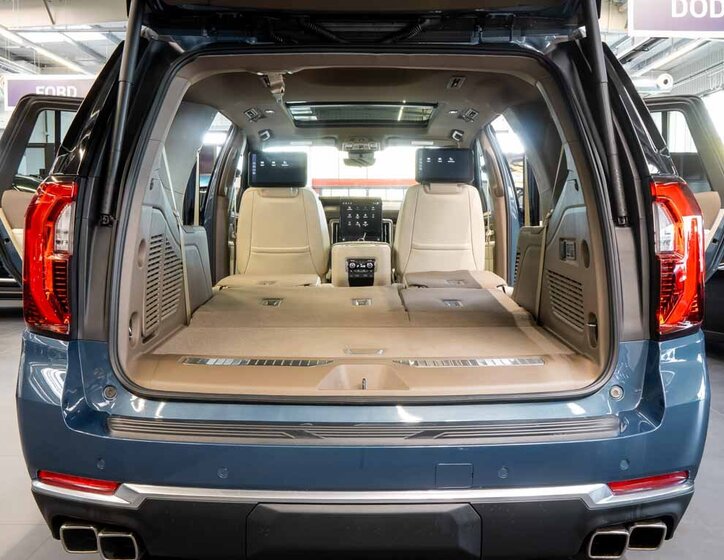 GMC Yukon SUV 6,2 l 313 kw