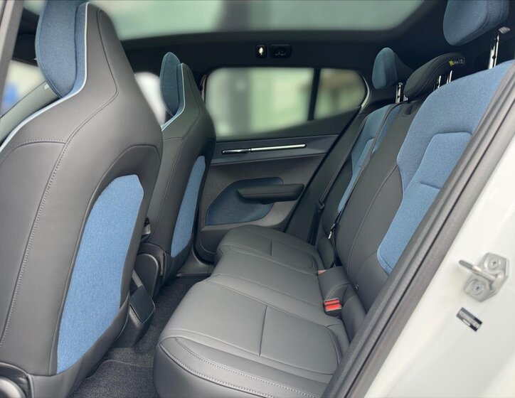 Volvo EX30 SUV 0,0 315 kw