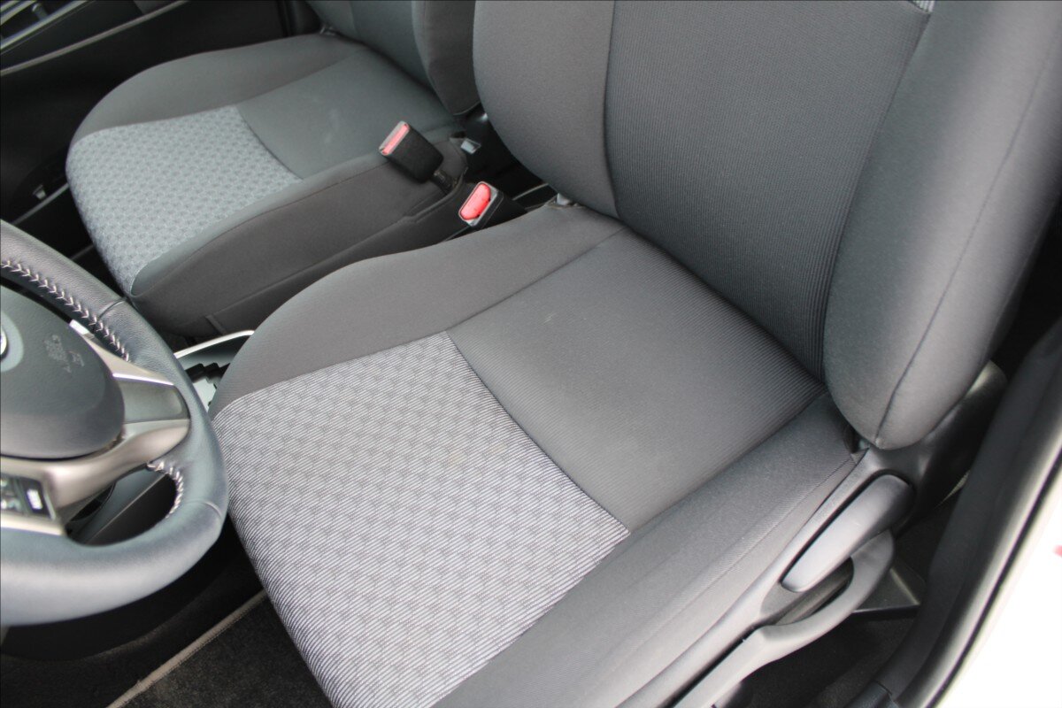 Toyota Yaris Hatchback 1,3 l 73 kw