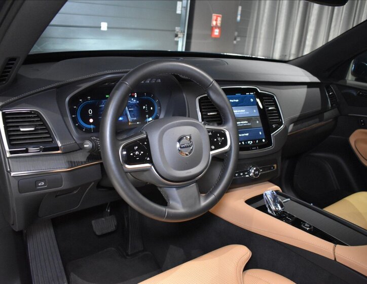 Volvo XC90 14