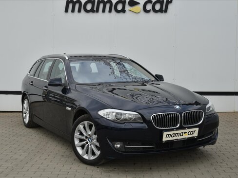 BMW Řada 5 Kombi 3,0 l 180 kw