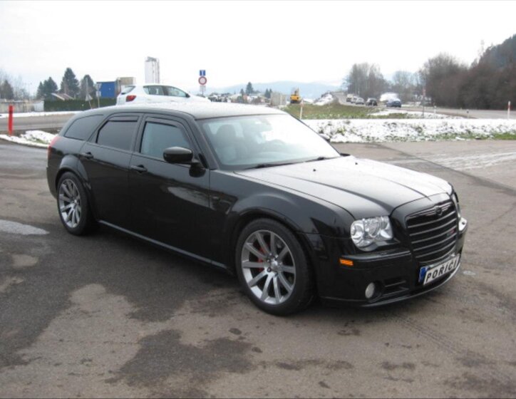 Chrysler 300C 4