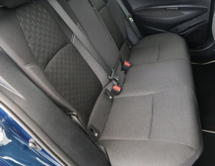 Toyota Corolla Sedan / Limuzína 1,8 l 72 kw