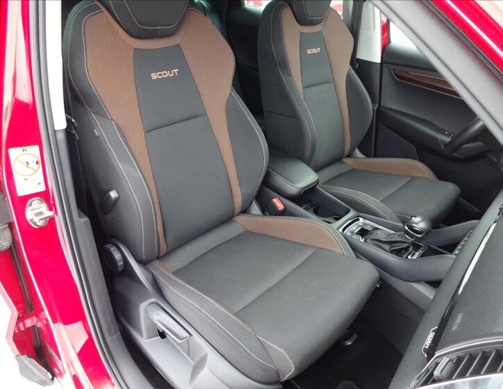 Škoda Karoq Kombi 2,0 l 110 kw