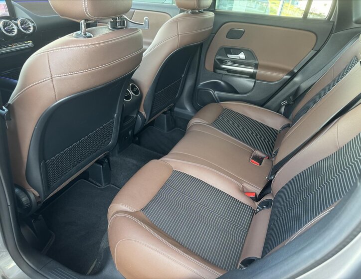 Mercedes-Benz GLA SUV / Terénní 2,0 l 165 kw