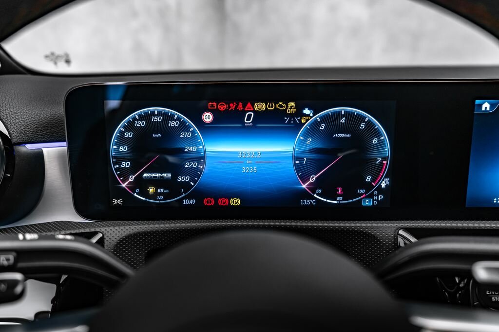 Mercedes-Benz Třídy A Hatchback 2,0 l 310 kw