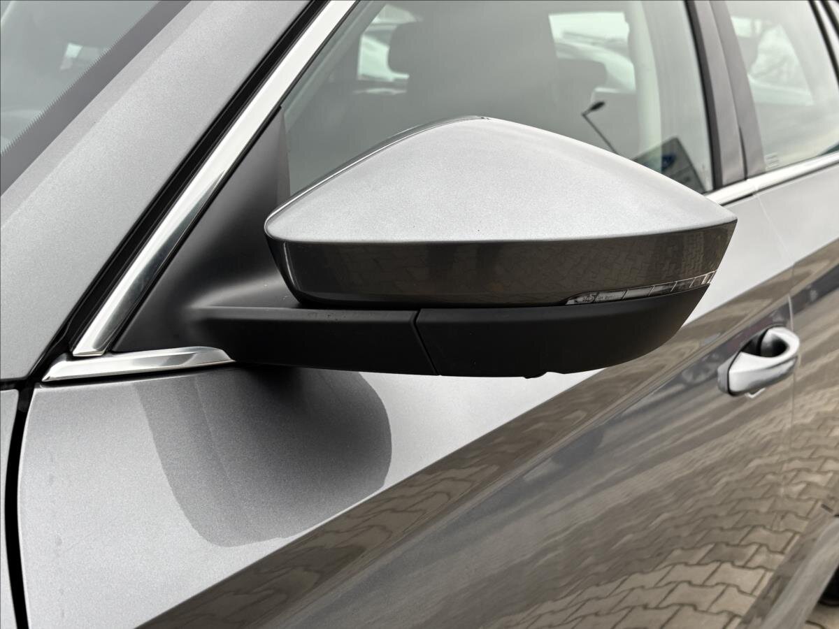 Škoda Superb Kombi 2,0 l 110 kw